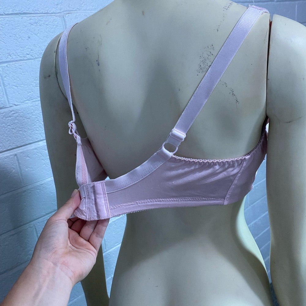 Vintage Pink Silver Detail Wireless Bra Spft Cup Lounge 50s Style Pastel 42C - Picture 8 of 9